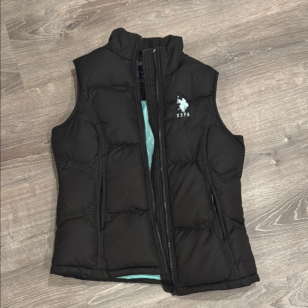 US Polo women’s black and mint puffer vest